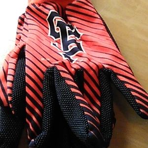 SF Giants gloves